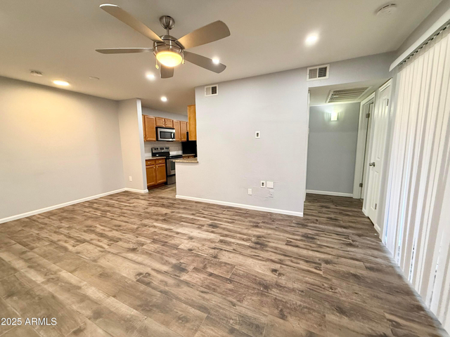 200 E Southern Avenue - Photo 1