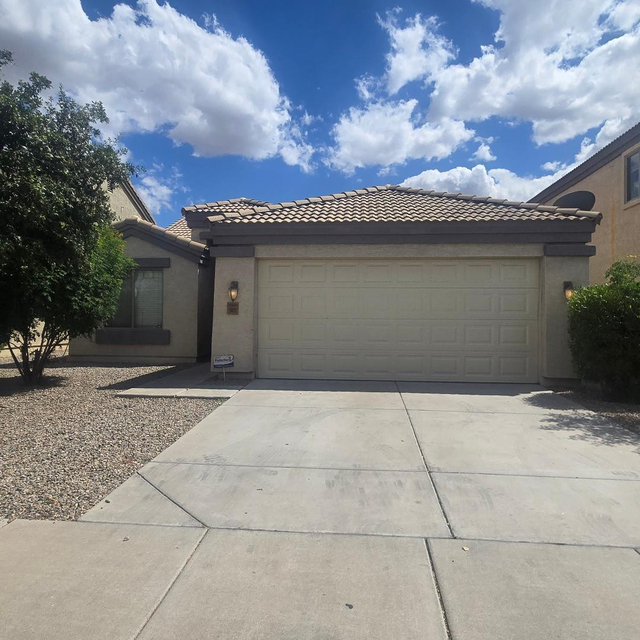 3411 W Sunland Avenue - Photo 1