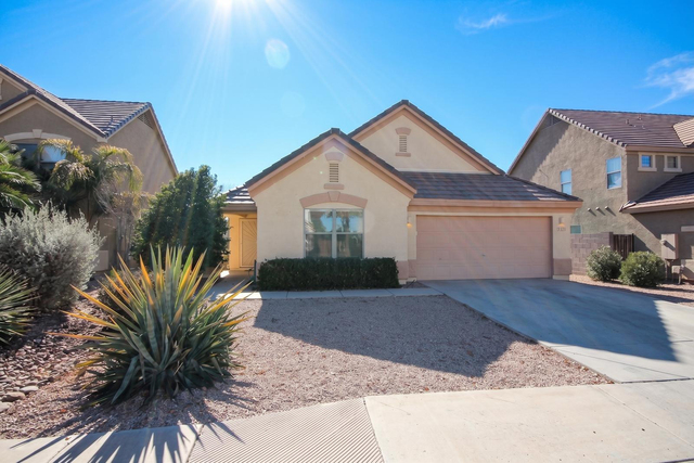 2423 E Winged Foot Drive - Photo 1