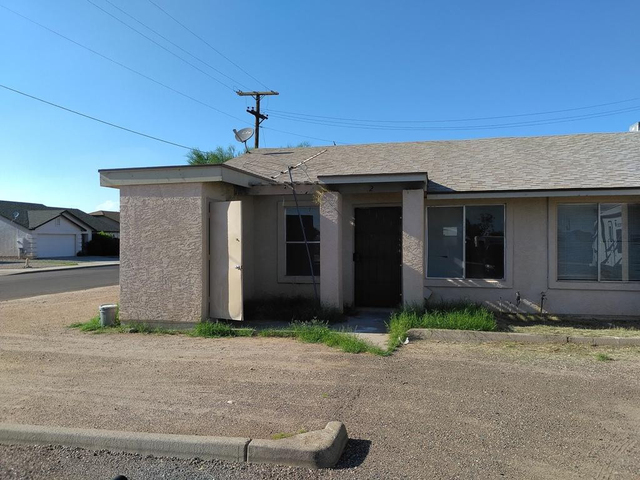 11002 E University Drive - Photo 1
