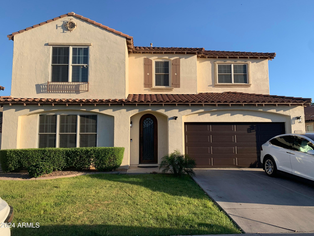 2219 E Wisteria Drive - Photo 1