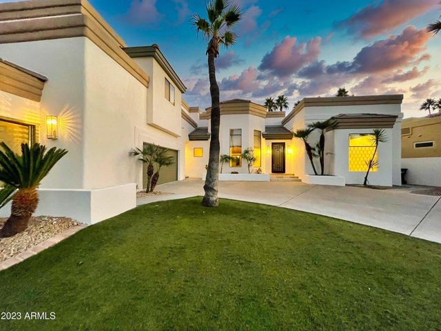 9943 E Island Circle - Photo 1