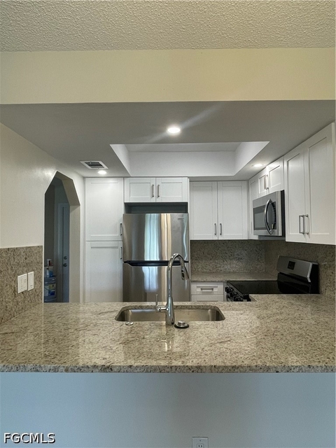 841 Gleason Parkway - Photo 1