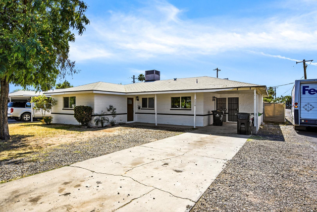 2558 N 40th Street - Photo 1
