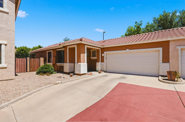 881 S Porter Street - Photo 1