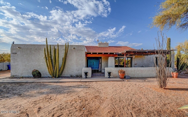 6520 E Peak View Road - Photo 1