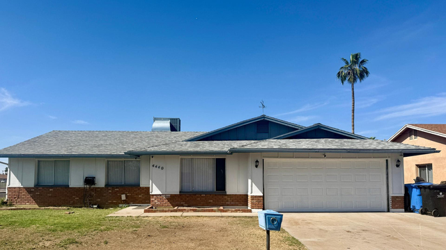 4440 W Yucca Street - Photo 1