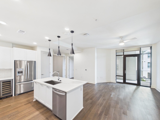 929 Westcott Street - Photo 1