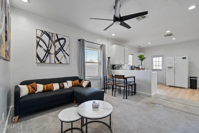 1632 E Adams Street - Photo 1