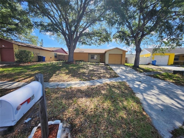 905 Old Field Drive - Photo 1