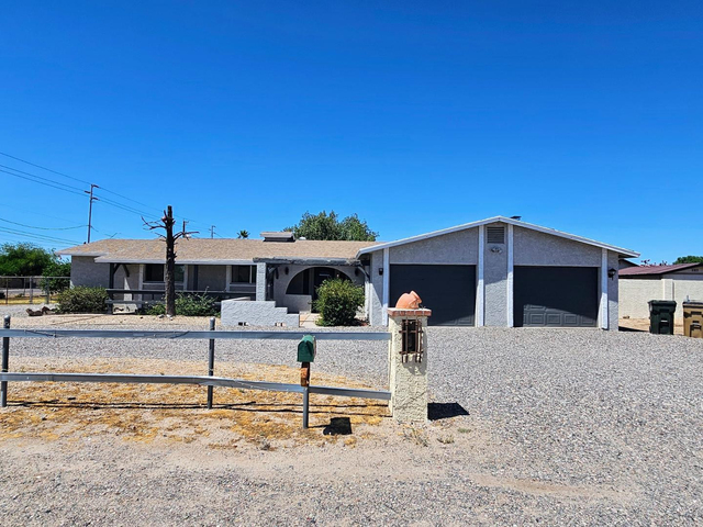 8702 W Pinnacle Peak Road - Photo 1