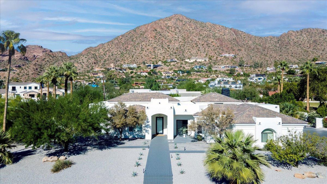 5316 E Royal View Drive S - Photo 1