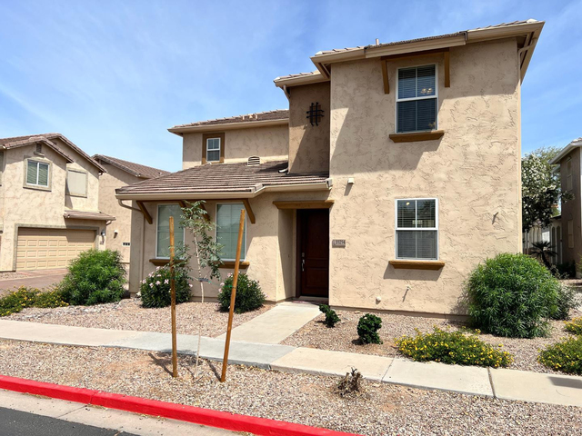10254 E Isleta Avenue - Photo 1