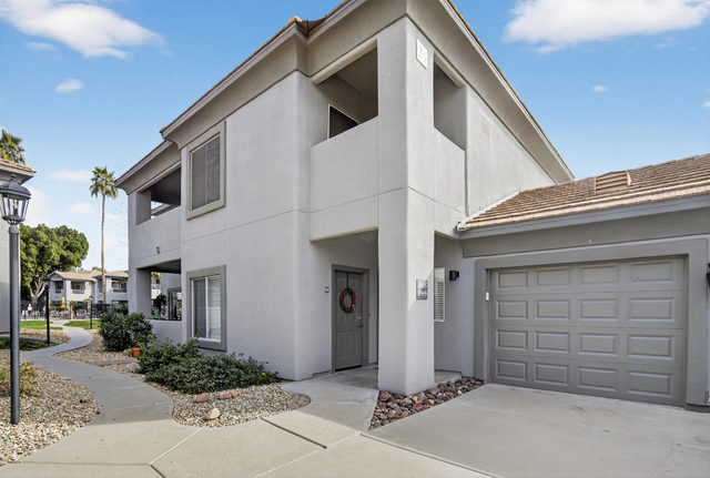 7401 W Arrowhead Clubhouse Dri - Photo 1
