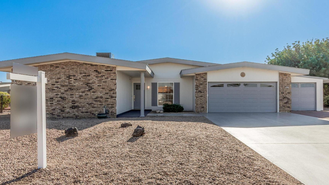 10641 W Boswell Boulevard - Photo 1