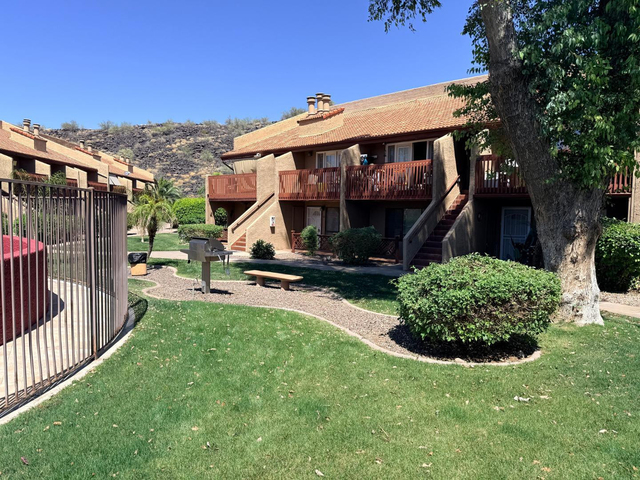 14203 N 19th Avenue - Photo 1