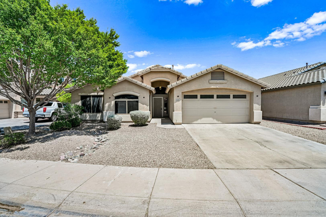 8205 S 45th Lane - Photo 1