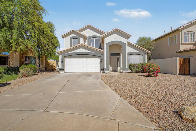 1295 S Honeysuckle Lane - Photo 1