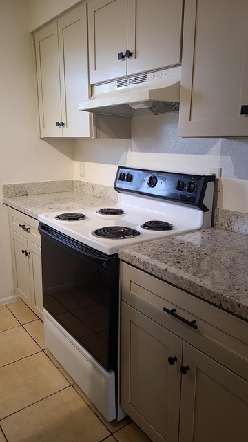 1345 E Campbell Avenue - Photo 1