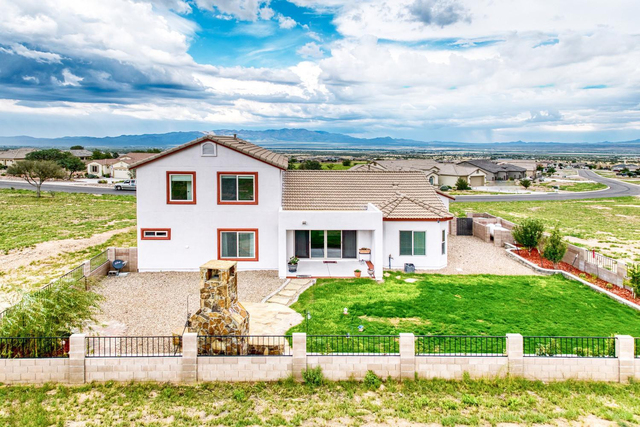 6422 E Saddlehorn Circle - Photo 1
