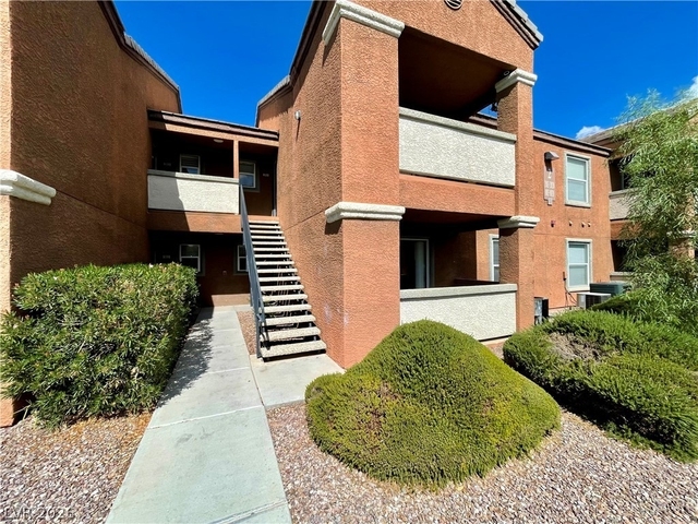 555 E Silverado Ranch Boulevar - Photo 1