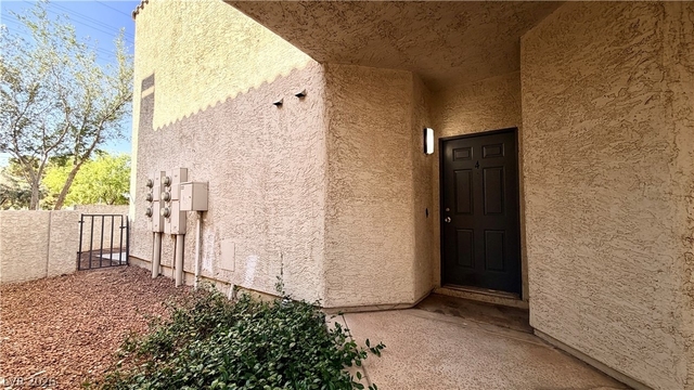 6250 W Flamingo Road - Photo 1