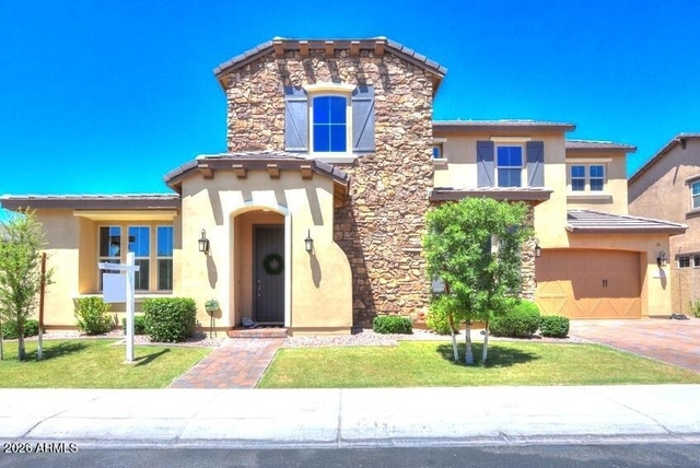 948 W Yosemite Drive - Photo 1