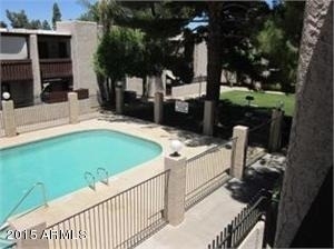 1927 E Hampton Avenue - Photo 1