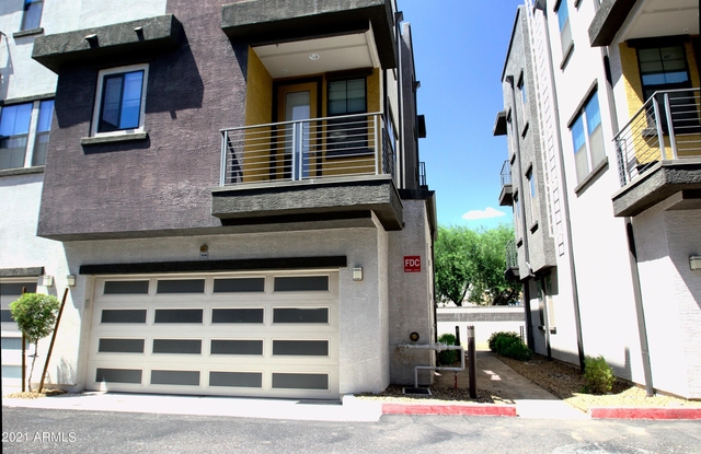 2090 S Dorsey Lane - Photo 1