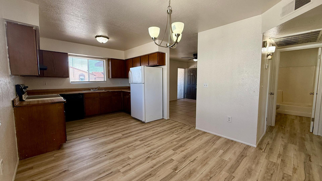 3128 E Cicero Street - Photo 1
