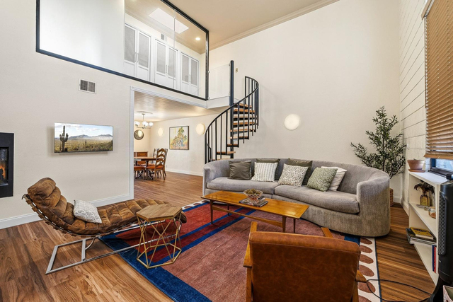 385 W Pierson Street - Photo 1