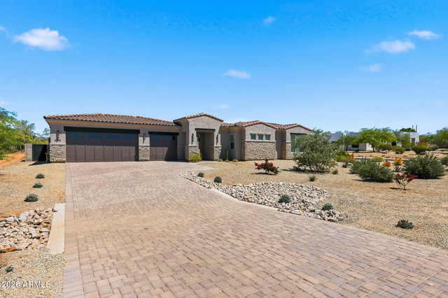 6896 E Lomas Verdes Drive - Photo 1