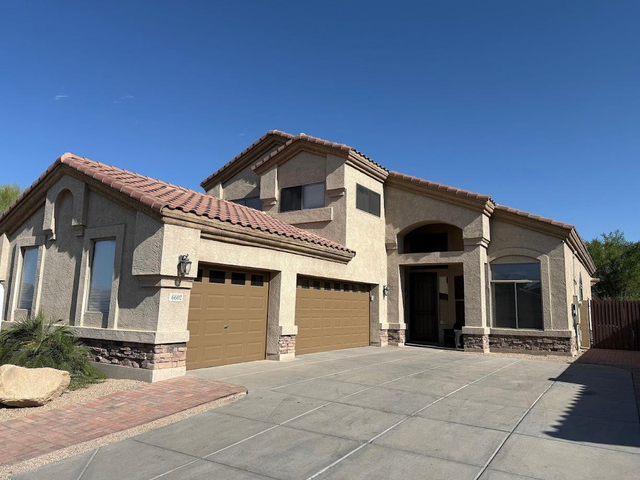 6602 W Molly - Photo 1