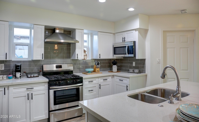 7225 E Villa - Photo 1