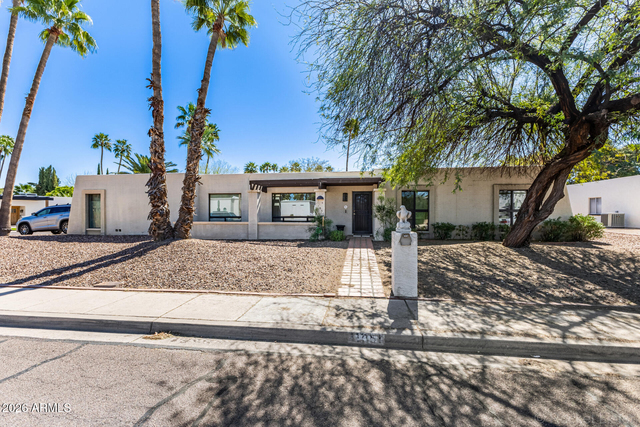 11051 N 44th Court - Photo 1