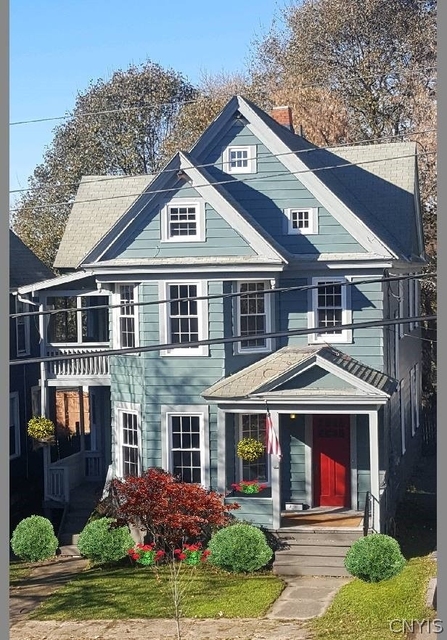 347 Douglas Street - Photo 1