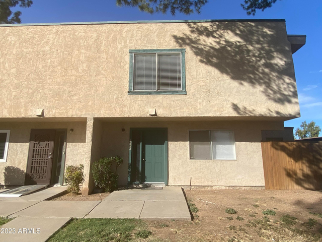 6002 W Townley Avenue - Photo 1