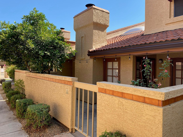 6900 E Gold Dust Avenue - Photo 1
