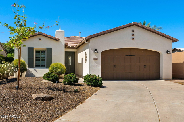 1732 E Vesper Trail - Photo 1