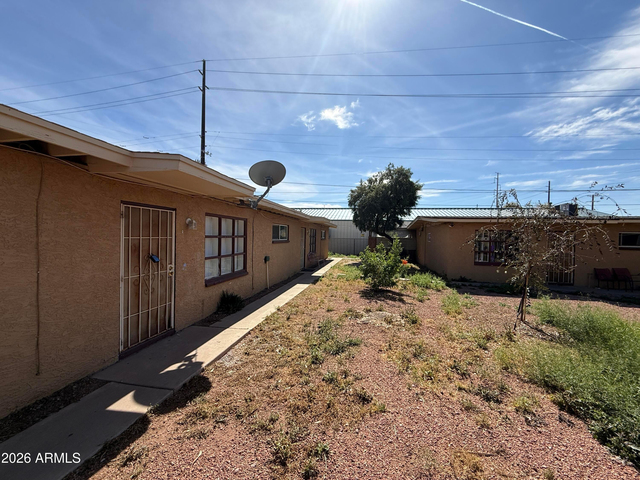 3839 W Hazelwood Street - Photo 1