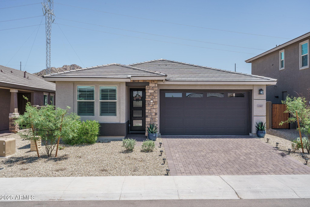 11987 S 172nd Avenue - Photo 1