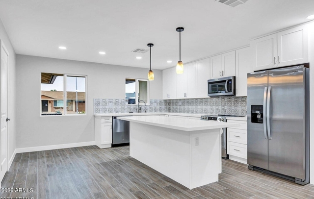 10602 W Cumberland Drive - Photo 1