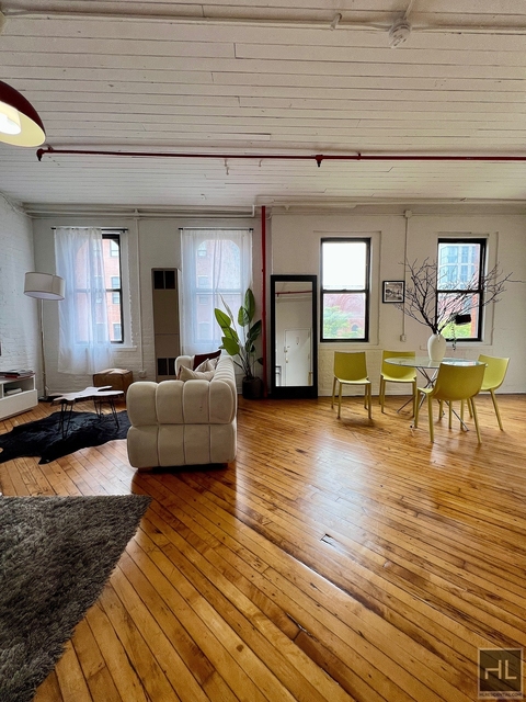 112 Lincoln Avenue - Photo 1