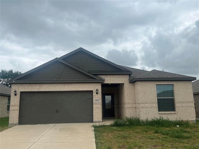 1712 Sandalwood Way - Photo 1