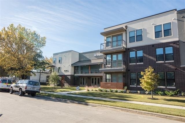 2103 Moser Avenue - Photo 1