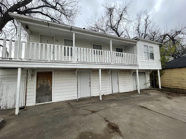 1800 Exchange Avenue - Photo 1