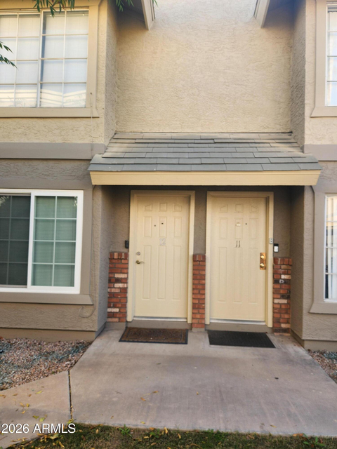 1055 W 5th Street - Photo 1