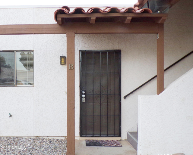4208 Avenida Palermo -- - Photo 1