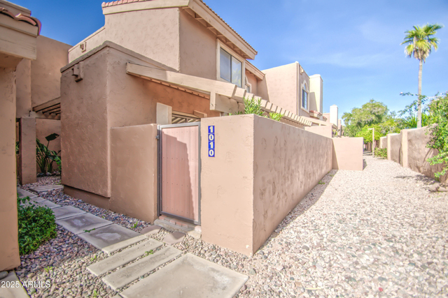 5640 E Bell Road - Photo 1