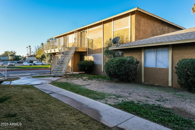3313 W Harmont Drive - Photo 1